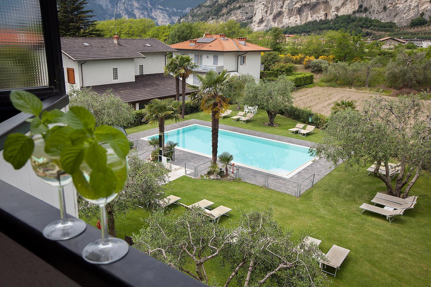 Park Hotel Eden Torbole Sul Garda Exterior foto